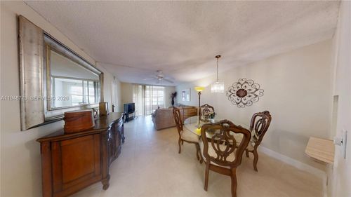 apt-101-2800 W Sunrise Lakes Dr, Sunrise, FL, 33322-2452 | Card Image