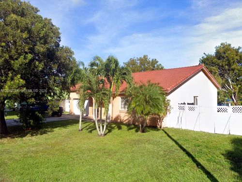22301 Sw 127th Pl, Miami, FL, 33170 | Card Image