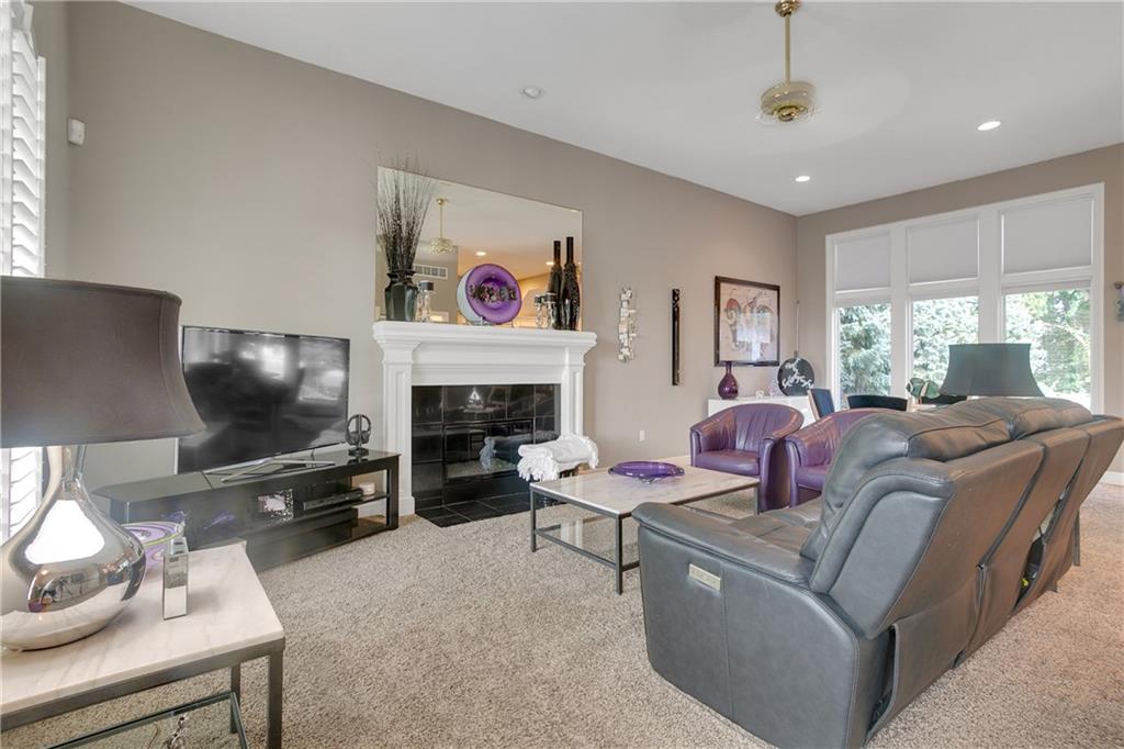 Washington Ct, Kansas City, MO 64145