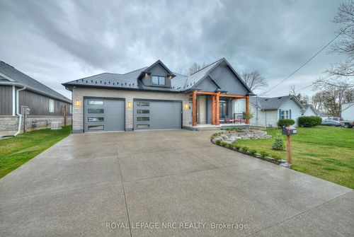 1174 Spears Rd, Fort Erie, ON, L2A4N1 | Card Image