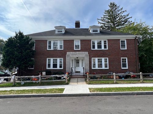 1l-175 Putnam, Quincy, MA, 02169 | Card Image