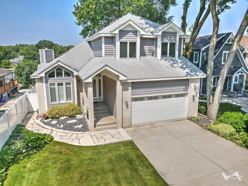 6N142 Riverside Dr, St. Charles, IL, 60174-6482 | Card Image