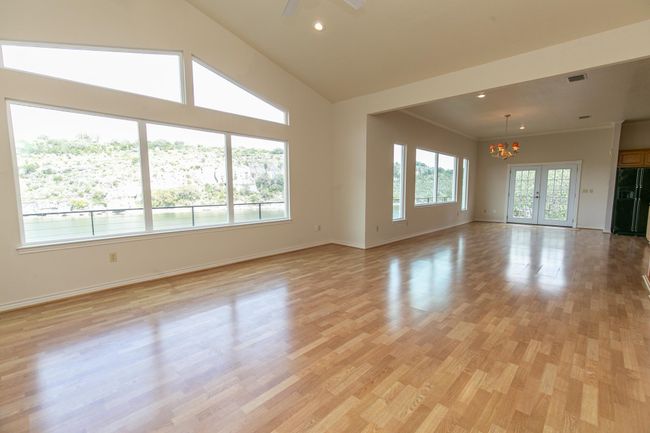 830 Los Escondidos St, House other with 2 bedrooms, 2 bathrooms and null parking in Marble Falls TX | Image 15