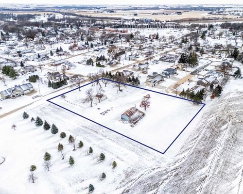 6409 Fenton Rd, Jesup, IA, 50648 | Card Image