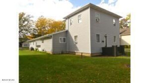 617 S Gilbert St, Ada, OH, 45810-1311 | Card Image