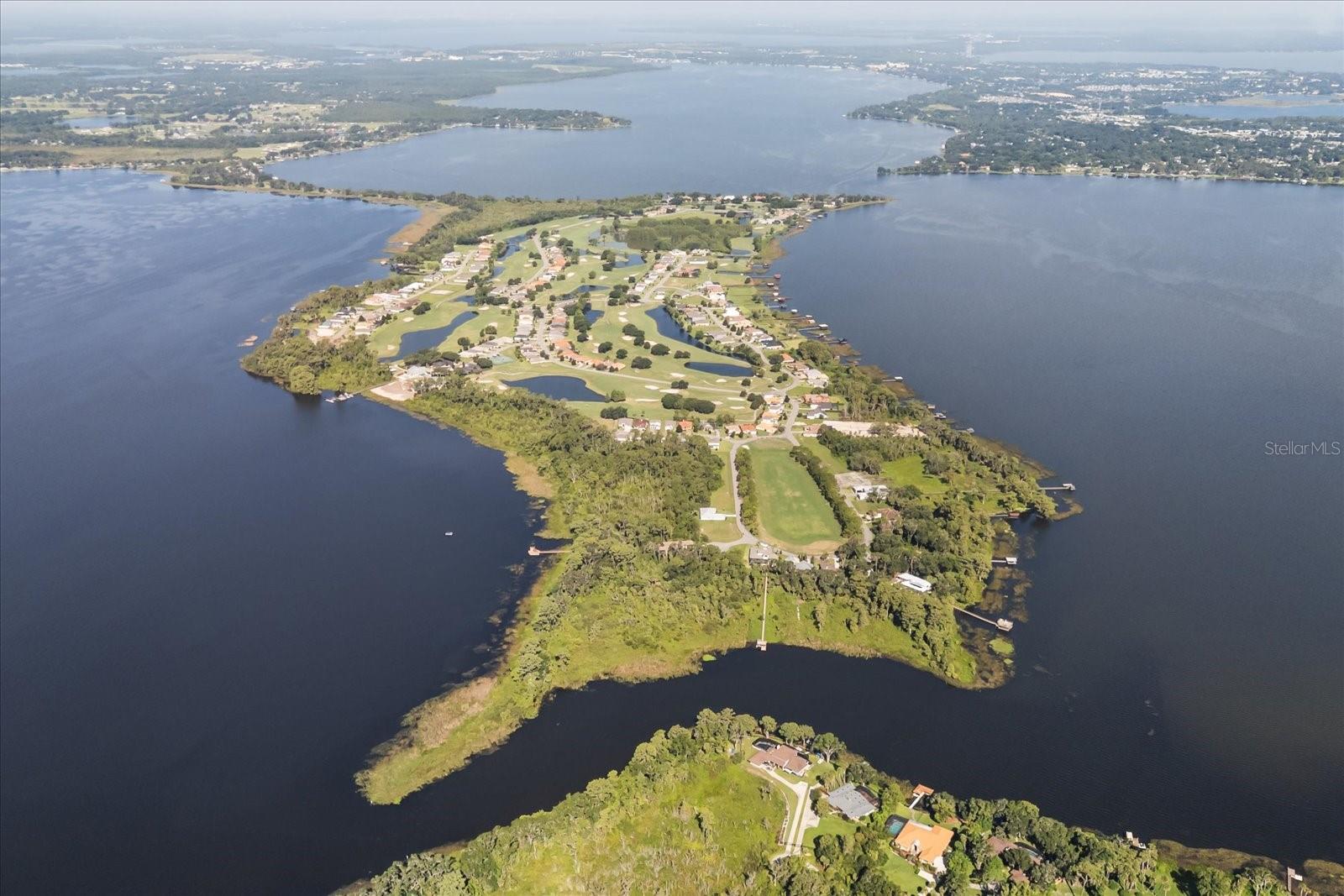 Residential in TAVARES 3