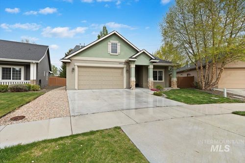 10168 W Whitecrest St, Star, ID, 83669-5937 | Card Image