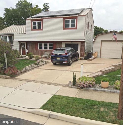 125 Colonial, EDGEWATER PARK, NJ, 08010 | Card Image