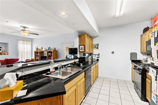 UNIT-1101 - 5855 Valley Dr, Condo with 2 bedrooms, 2 bathrooms and null parking in North Las Vegas NV | Image 15