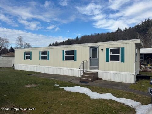 12 Glen Rock Rd, Pittston Twp, PA, 18640-9401 | Card Image