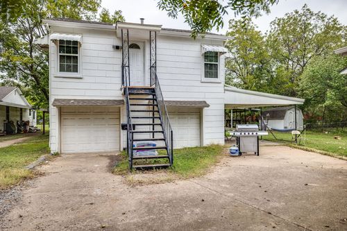 4313 Jerry Ln, Haltom City, TX, 76117-3904 | Card Image