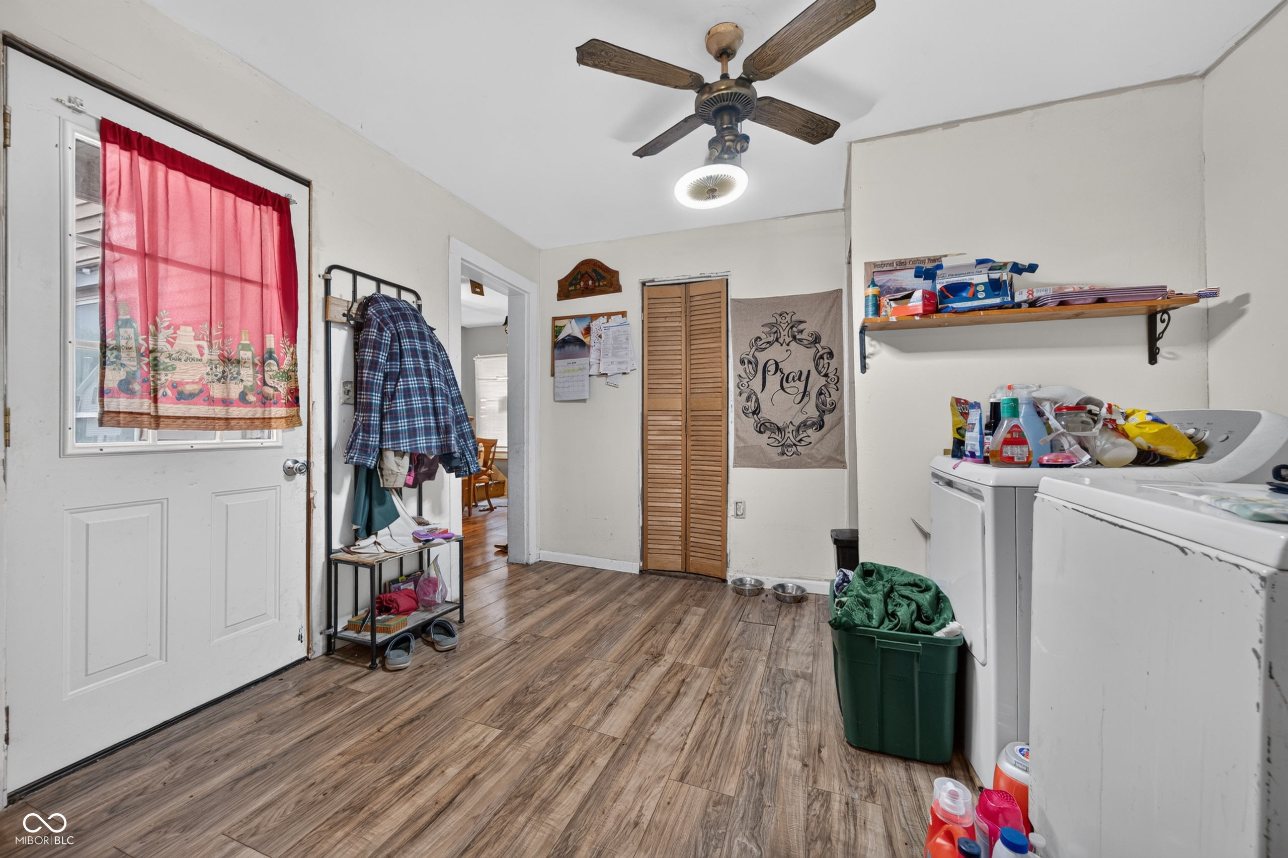 Residential in Royal Center 4