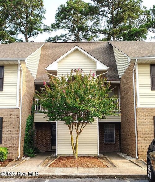 unit-d-2932 Mulberry Ln, Greenville, NC, 27858-5744 | Card Image