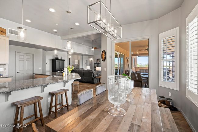 18-Dining Area | Image 4