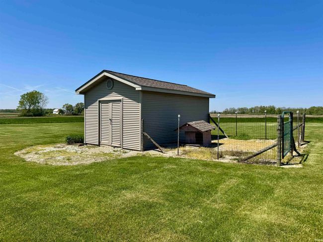 7020 E County Road 1200 N, House other with 3 bedrooms, 2 bathrooms and null parking in Eaton IN | Image 35