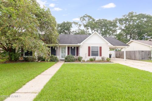 1011 Christopher St, New Iberia, LA, 70563-0388 | Card Image