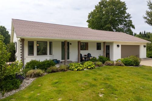 7738 3rd St, Mattawan, MI, 49071-9466 | Card Image