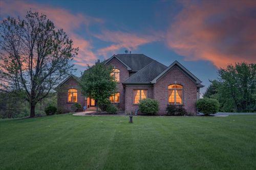 6957 E Wildwood Rd, STILLMAN VALLEY, IL, 61084-9407 | Card Image