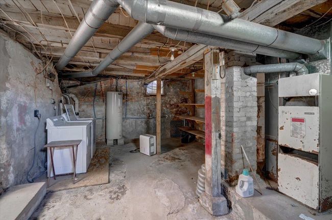 500 2 Nd Ave, House other with 2 bedrooms, 1 bathrooms and null parking in HOLLANDALE WI | Image 35