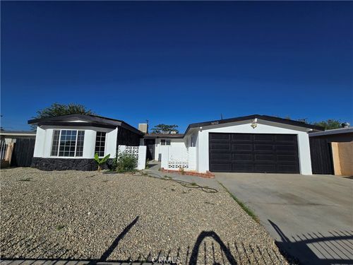 38502 Lemsford Ave, Palmdale, CA, 93550 | Card Image
