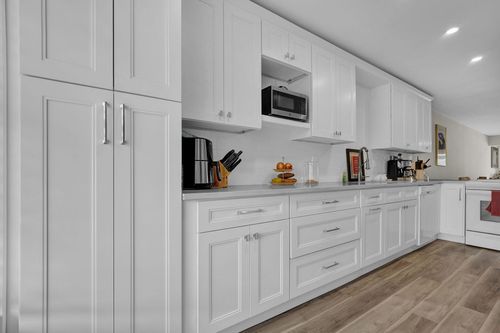 202-1730 Nw 18th Ave, Delray Beach, FL, 33445-7467 | Card Image