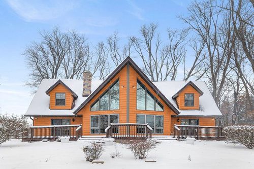 W913 W North Shore Dr, Montello, WI, 53949-8560 | Card Image