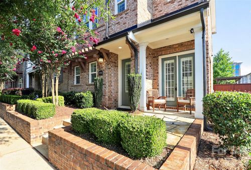 8910 Matthews Farm Ln, Charlotte, NC, 28277-5006 | Card Image
