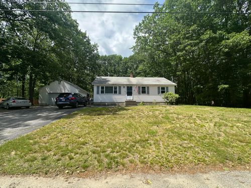 32 Pierce Ave, Sanford, ME, 04073-5834 | Card Image