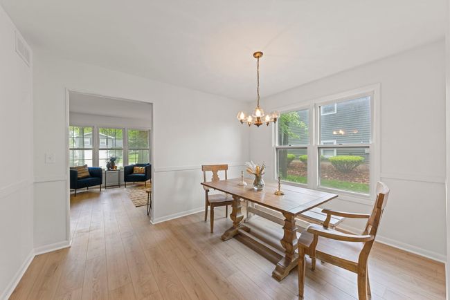 2s644 Devonshire Ln, House other with 4 bedrooms, 3 bathrooms and 2 parking in Glen Ellyn IL | Image 9