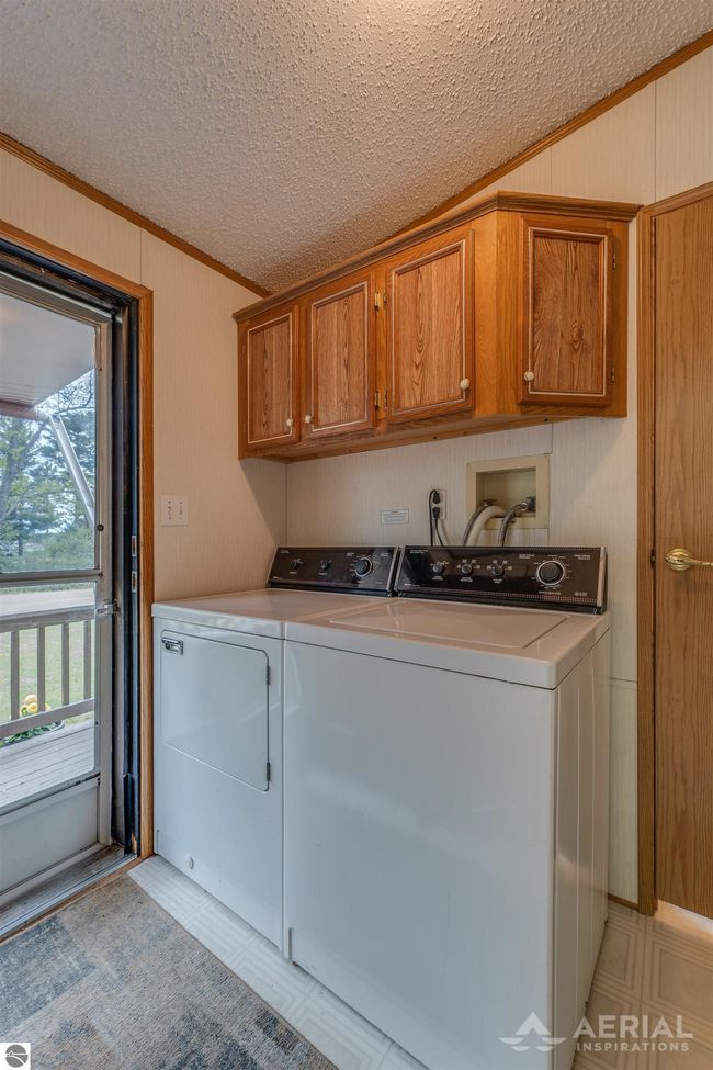 1929 Mohawk Trl, House other with 3 bedrooms, 2 bathrooms and null parking in West Branch MI | Image 32