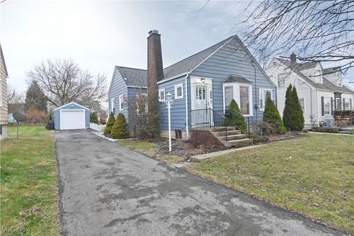 29 Aylesboro Avenue, Boardman, OH, 44512 | Card Image