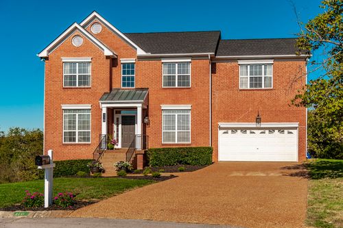 110 Yvonne Ct, Goodlettsville, TN, 37072-3151 | Card Image