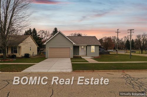 7187 Sugar Maple Dr, Caseville, MI, 48725-9673 | Card Image