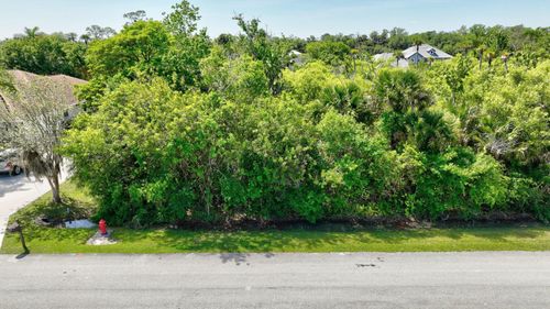 2307 River Branch Dr, Fort Pierce, FL, 34981-4975 | Card Image