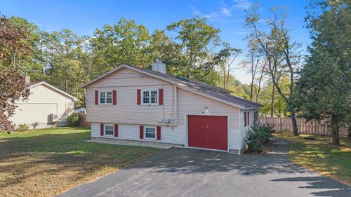 8 Cardinal Rd, Concord, NH, 03301-7874 | Card Image
