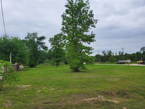 24 County Road 3555, Cleveland, TX, 77327-4242 | Card Image
