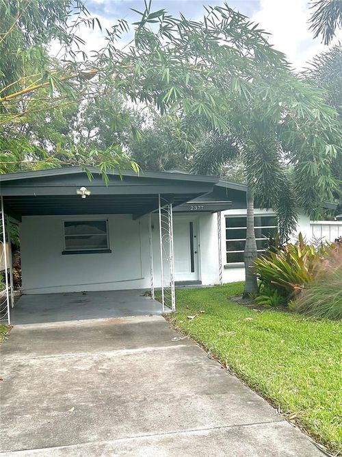 2377 Main St, SARASOTA, FL, 34237-6109 | Card Image
