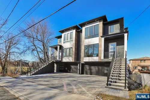 463 Roff Ave, Palisades Park, NJ, 07650-1726 | Card Image