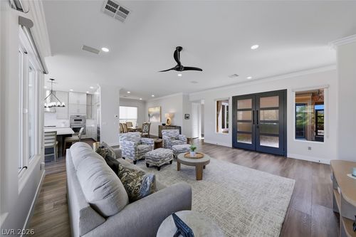 2948 Foxtail Creek Ave, Henderson, NV, 89052-7077 | Card Image