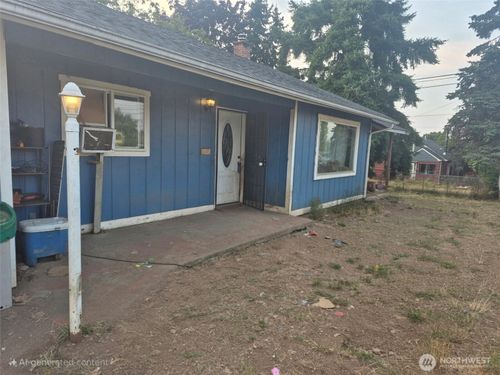 1505 Division St, Shelton, WA, 98584-1565 | Card Image