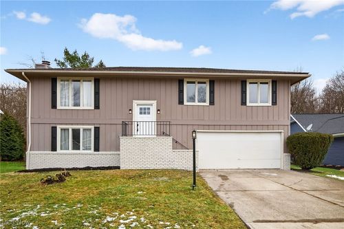 9924 Pebble Beach Cove, Aurora, OH, 44202 | Card Image