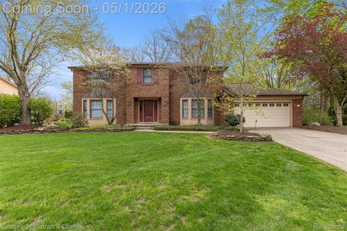29216 Arlington Way Ct, Farmington Hills, MI, 48331-2475 | Card Image