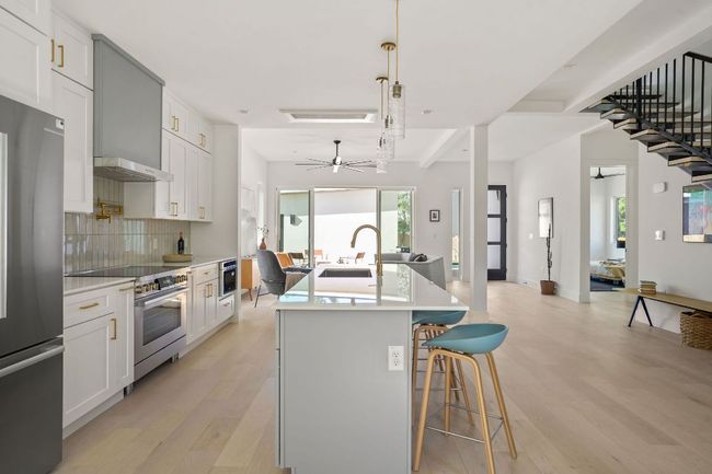 1 - 2611 Davis Ln, Condo with 4 bedrooms, 4 bathrooms and 2 parking in Austin TX | Image 13