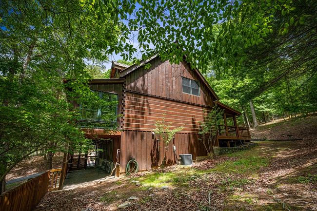 143 Kaely Dr, Home with 3 bedrooms, 3 bathrooms and null parking in Mineral Bluff GA | Image 25