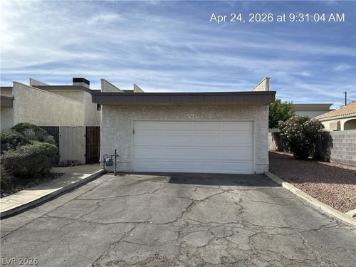 760 Anne Ln, Henderson, NV, 89015-7555 | Card Image