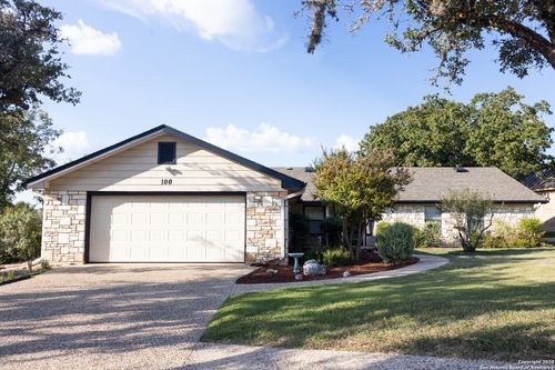 100 Riverhill Blvd, Kerrville, TX, 78028-6537 | Card Image