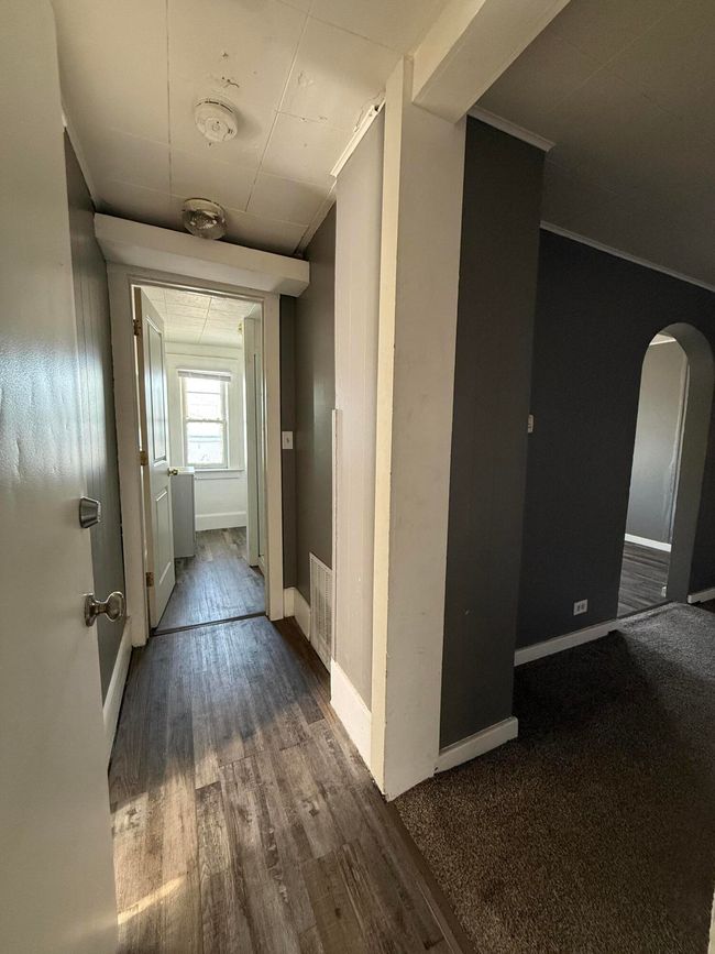 811 Larned St, Home with 0 bedrooms, 0 bathrooms and 4 parking in Lansing MI | Image 16