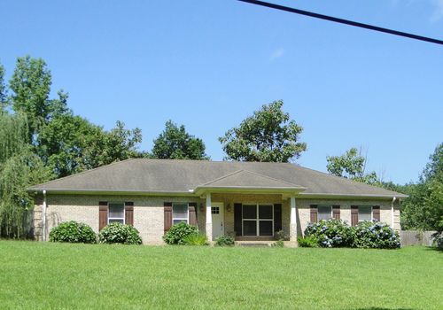 630 Ridgecrest Dr, Pope, MS, 38658-2894 | Card Image