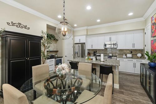 2102-2102 Via Calderia, Palm Desert, CA, 92260-1551 | Card Image