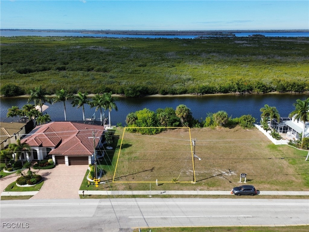 Land in Cape Coral 5